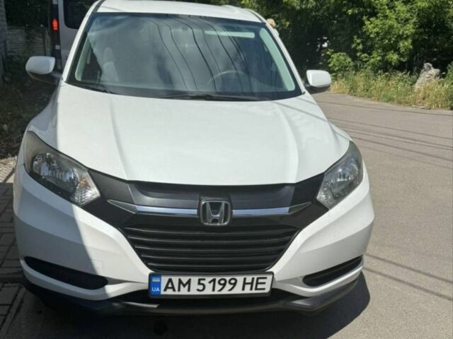 Белый Хонда ХРВ, объемом двигателя 1.8 л и пробегом 170 тыс. км за 12200 $, фото 1 на Automoto.ua