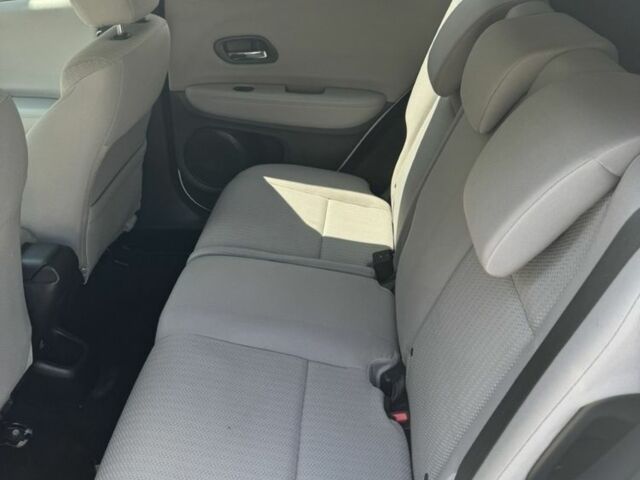 Белый Хонда ХРВ, объемом двигателя 1.8 л и пробегом 170 тыс. км за 12200 $, фото 5 на Automoto.ua