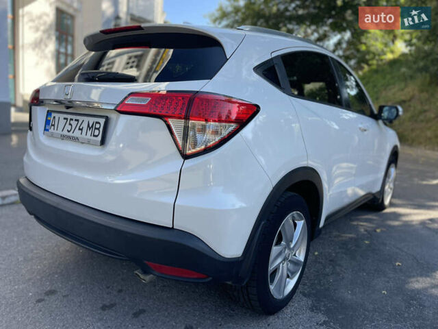 Білий Хонда ХРВ, об'ємом двигуна 1.8 л та пробігом 64 тис. км за 15400 $, фото 7 на Automoto.ua