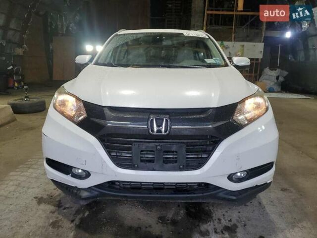 Белый Хонда ХРВ, объемом двигателя 1.8 л и пробегом 62 тыс. км за 3000 $, фото 4 на Automoto.ua