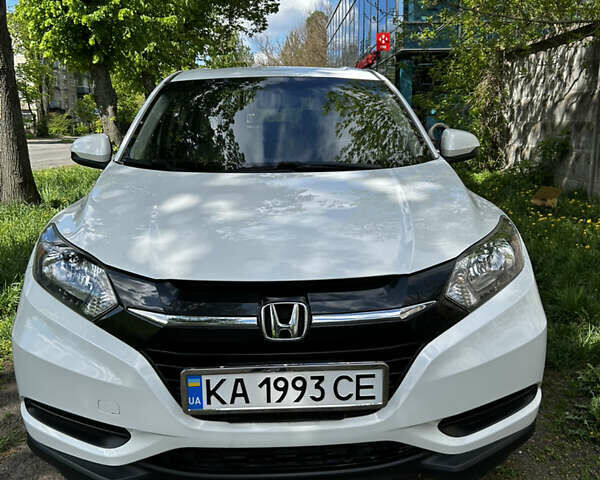 Белый Хонда ХРВ, объемом двигателя 1.8 л и пробегом 85 тыс. км за 18500 $, фото 15 на Automoto.ua