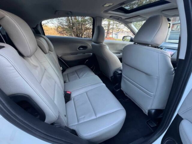 Білий Хонда ХРВ, об'ємом двигуна 1.8 л та пробігом 46 тис. км за 7500 $, фото 9 на Automoto.ua