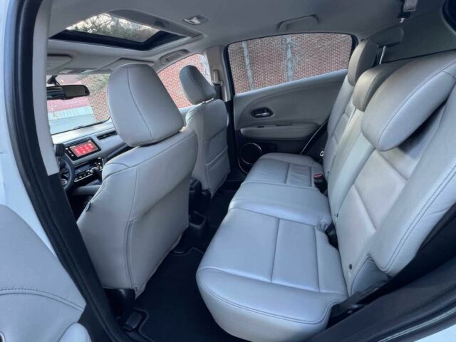 Білий Хонда ХРВ, об'ємом двигуна 1.8 л та пробігом 46 тис. км за 7500 $, фото 6 на Automoto.ua