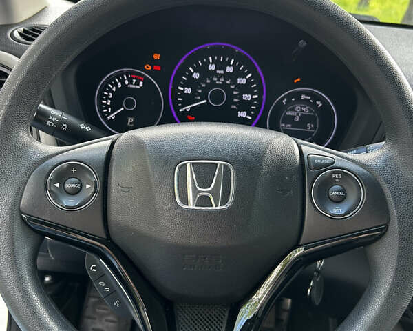 Белый Хонда ХРВ, объемом двигателя 1.8 л и пробегом 85 тыс. км за 18500 $, фото 20 на Automoto.ua