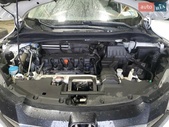 Белый Хонда ХРВ, объемом двигателя 1.8 л и пробегом 62 тыс. км за 3000 $, фото 11 на Automoto.ua