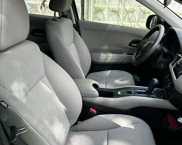 Белый Хонда ХРВ, объемом двигателя 1.8 л и пробегом 85 тыс. км за 18500 $, фото 17 на Automoto.ua