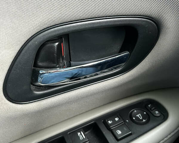 Белый Хонда ХРВ, объемом двигателя 1.8 л и пробегом 85 тыс. км за 18500 $, фото 9 на Automoto.ua