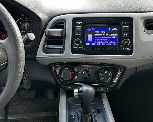 Белый Хонда ХРВ, объемом двигателя 1.8 л и пробегом 85 тыс. км за 18500 $, фото 19 на Automoto.ua