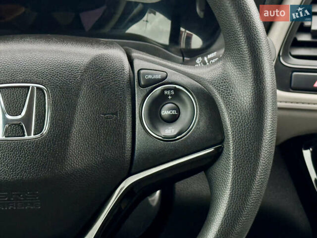 Белый Хонда ХРВ, объемом двигателя 1.8 л и пробегом 87 тыс. км за 16700 $, фото 32 на Automoto.ua