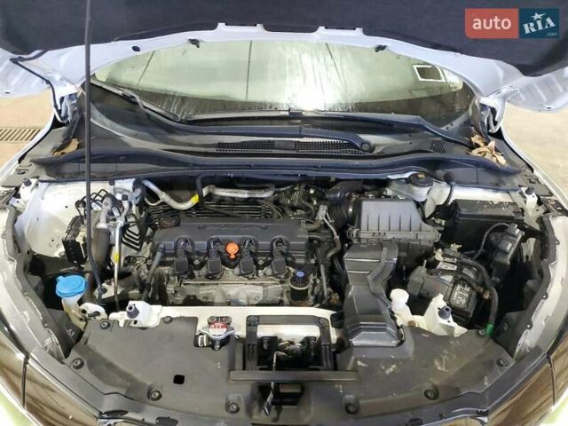 Белый Хонда ХРВ, объемом двигателя 1.8 л и пробегом 116 тыс. км за 4500 $, фото 1 на Automoto.ua