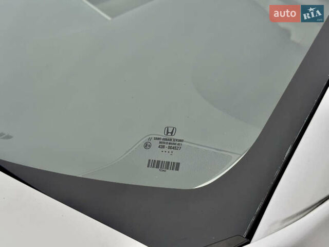 Белый Хонда ХРВ, объемом двигателя 1.8 л и пробегом 87 тыс. км за 16700 $, фото 23 на Automoto.ua