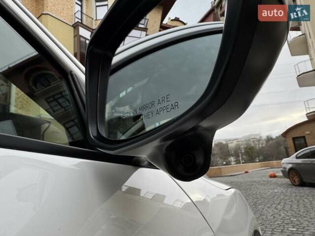 Белый Хонда ХРВ, объемом двигателя 1.8 л и пробегом 67 тыс. км за 17600 $, фото 40 на Automoto.ua