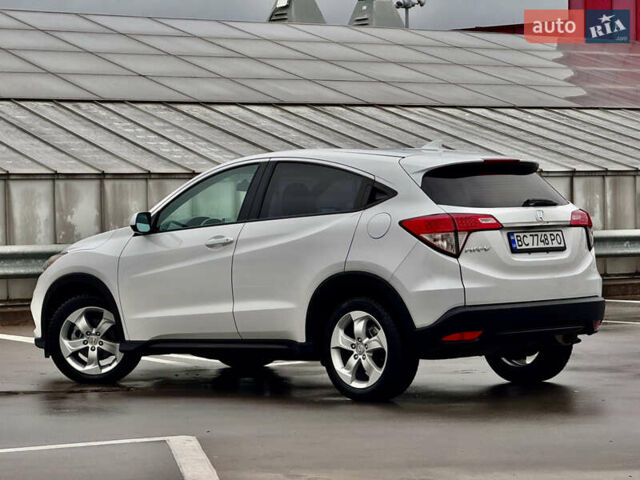 Белый Хонда ХРВ, объемом двигателя 1.8 л и пробегом 87 тыс. км за 16700 $, фото 19 на Automoto.ua
