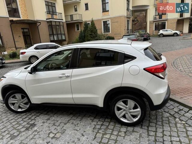 Белый Хонда ХРВ, объемом двигателя 1.8 л и пробегом 67 тыс. км за 17600 $, фото 11 на Automoto.ua