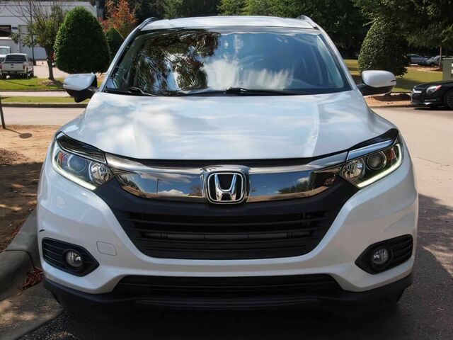 Белый Хонда ХРВ, объемом двигателя 1.8 л и пробегом 37 тыс. км за 8000 $, фото 1 на Automoto.ua