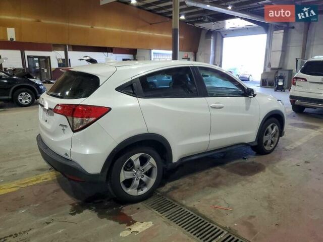 Белый Хонда ХРВ, объемом двигателя 1.8 л и пробегом 116 тыс. км за 4500 $, фото 10 на Automoto.ua