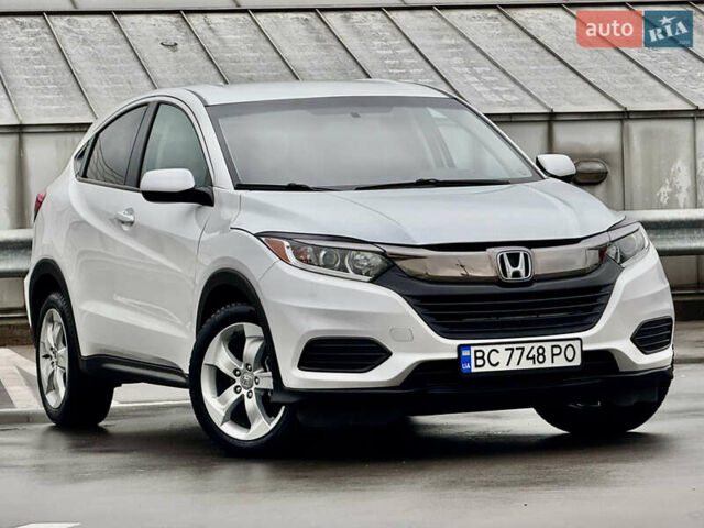 Белый Хонда ХРВ, объемом двигателя 1.8 л и пробегом 87 тыс. км за 16700 $, фото 8 на Automoto.ua