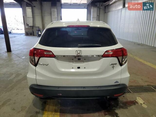Белый Хонда ХРВ, объемом двигателя 1.8 л и пробегом 116 тыс. км за 4500 $, фото 7 на Automoto.ua