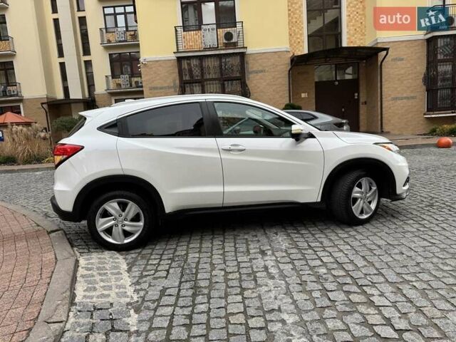 Белый Хонда ХРВ, объемом двигателя 1.8 л и пробегом 67 тыс. км за 17600 $, фото 5 на Automoto.ua