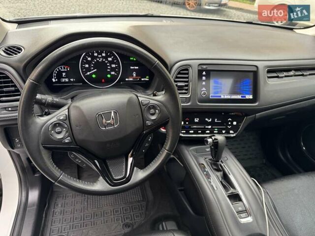 Белый Хонда ХРВ, объемом двигателя 1.8 л и пробегом 67 тыс. км за 17600 $, фото 22 на Automoto.ua