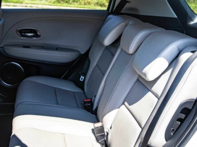 Белый Хонда ХРВ, объемом двигателя 1.8 л и пробегом 36 тыс. км за 11100 $, фото 12 на Automoto.ua