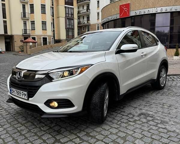 Белый Хонда ХРВ, объемом двигателя 1.8 л и пробегом 67 тыс. км за 17600 $, фото 1 на Automoto.ua