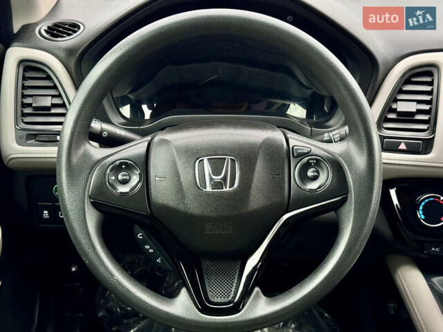 Белый Хонда ХРВ, объемом двигателя 1.8 л и пробегом 87 тыс. км за 16700 $, фото 26 на Automoto.ua