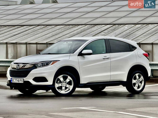 Белый Хонда ХРВ, объемом двигателя 1.8 л и пробегом 87 тыс. км за 16700 $, фото 4 на Automoto.ua