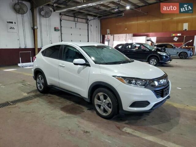 Белый Хонда ХРВ, объемом двигателя 1.8 л и пробегом 116 тыс. км за 4500 $, фото 9 на Automoto.ua