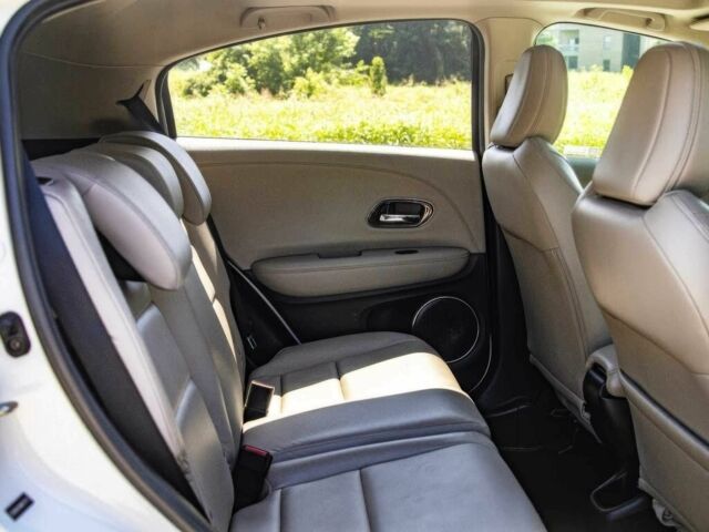 Белый Хонда ХРВ, объемом двигателя 1.8 л и пробегом 36 тыс. км за 11100 $, фото 13 на Automoto.ua