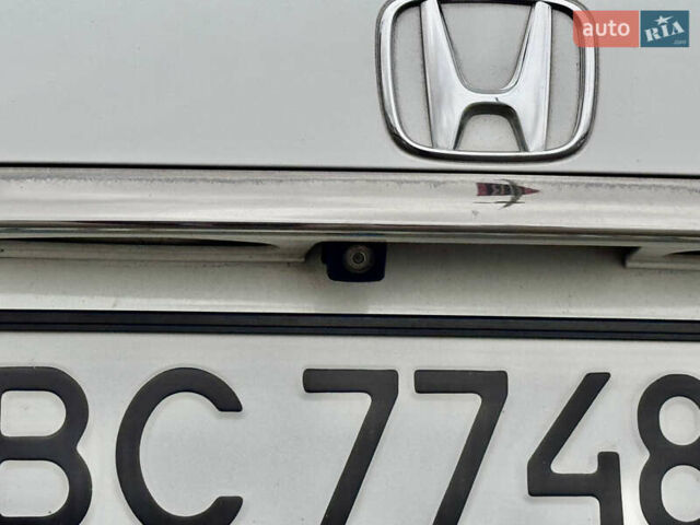 Белый Хонда ХРВ, объемом двигателя 1.8 л и пробегом 87 тыс. км за 16700 $, фото 21 на Automoto.ua