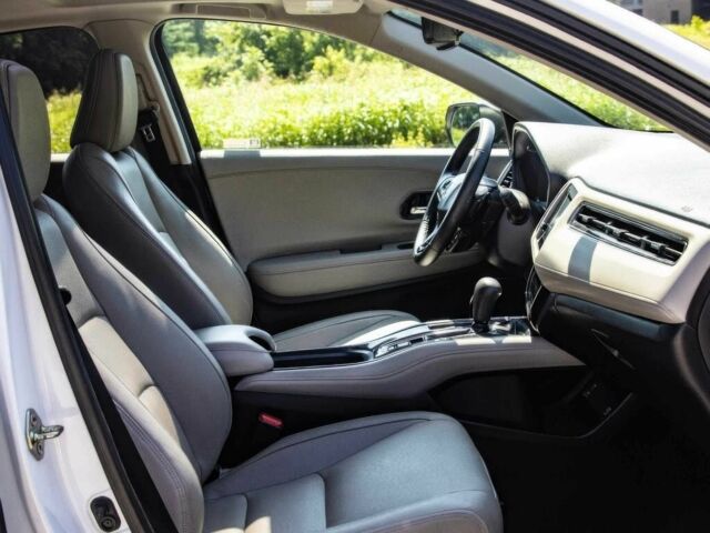 Белый Хонда ХРВ, объемом двигателя 1.8 л и пробегом 36 тыс. км за 11100 $, фото 6 на Automoto.ua