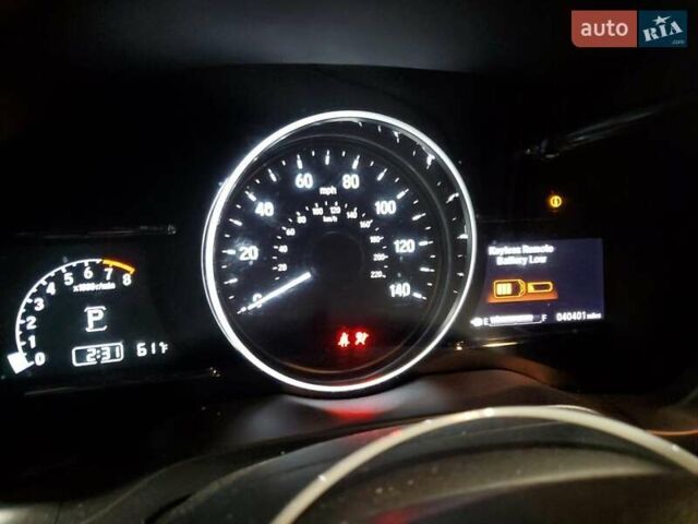 Белый Хонда ХРВ, объемом двигателя 1.8 л и пробегом 65 тыс. км за 3000 $, фото 8 на Automoto.ua