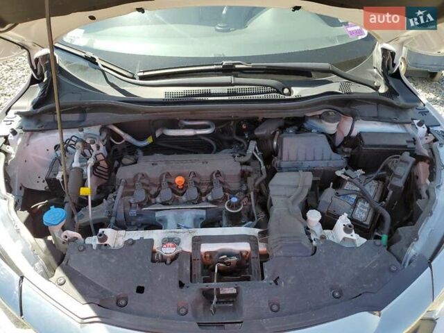 Белый Хонда ХРВ, объемом двигателя 1.8 л и пробегом 60 тыс. км за 3000 $, фото 11 на Automoto.ua