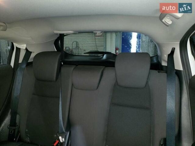 Белый Хонда ХРВ, объемом двигателя 1.8 л и пробегом 65 тыс. км за 3000 $, фото 9 на Automoto.ua