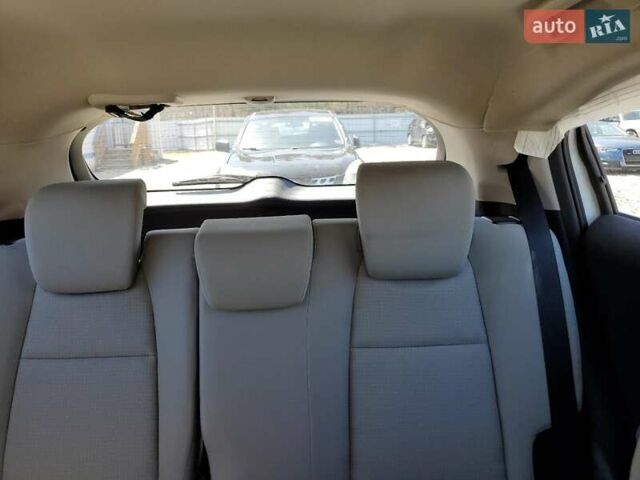 Белый Хонда ХРВ, объемом двигателя 1.8 л и пробегом 60 тыс. км за 3000 $, фото 9 на Automoto.ua