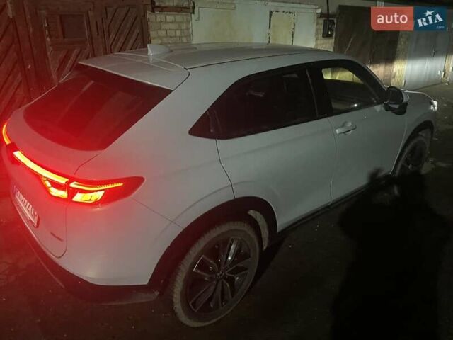 Белый Хонда ХРВ, объемом двигателя 1.5 л и пробегом 14 тыс. км за 35000 $, фото 2 на Automoto.ua