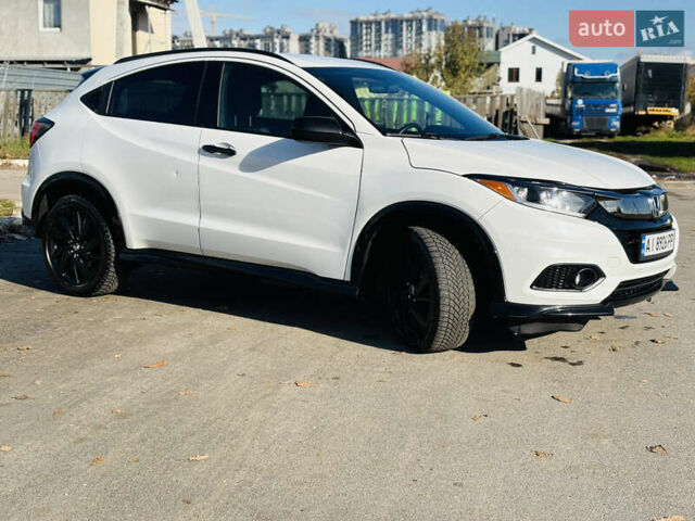 Белый Хонда ХРВ, объемом двигателя 1.8 л и пробегом 97 тыс. км за 17900 $, фото 7 на Automoto.ua