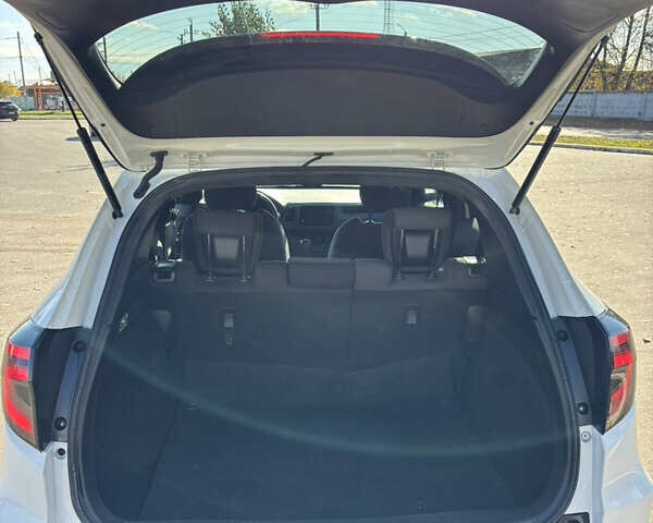 Белый Хонда ХРВ, объемом двигателя 1.8 л и пробегом 97 тыс. км за 17900 $, фото 10 на Automoto.ua