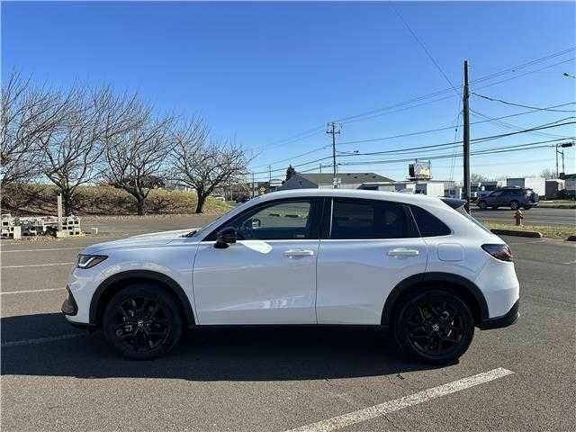 Білий Хонда ХРВ, об'ємом двигуна 2 л та пробігом 29 тис. км за 10300 $, фото 4 на Automoto.ua