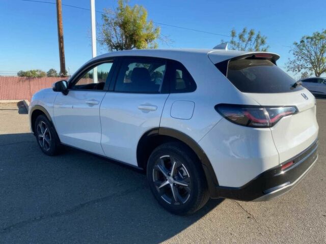 Белый Хонда ХРВ, объемом двигателя 2 л и пробегом 13 тыс. км за 6500 $, фото 3 на Automoto.ua