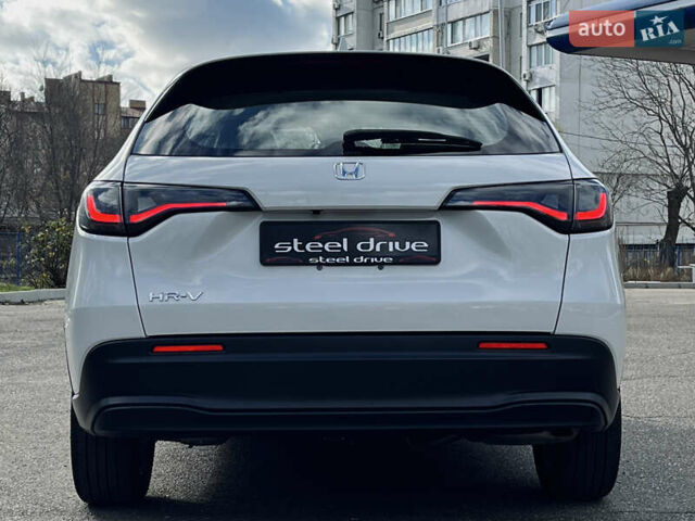 Белый Хонда ХРВ, объемом двигателя 2 л и пробегом 29 тыс. км за 21999 $, фото 3 на Automoto.ua