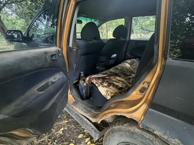 Чорний Хонда ХРВ, об'ємом двигуна 1.6 л та пробігом 250 тис. км за 1550 $, фото 5 на Automoto.ua