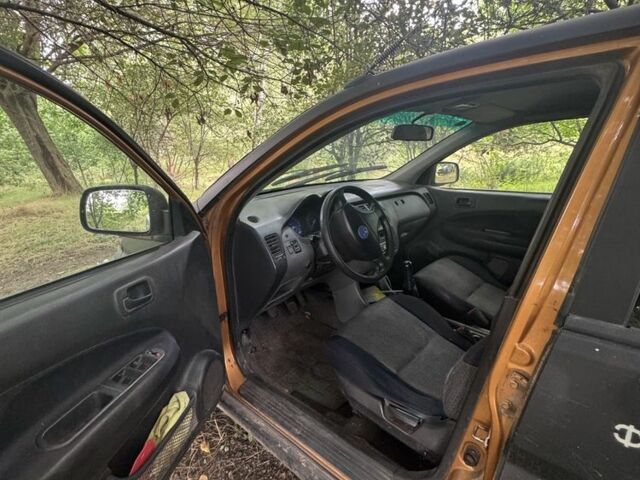 Чорний Хонда ХРВ, об'ємом двигуна 1.6 л та пробігом 250 тис. км за 1550 $, фото 4 на Automoto.ua