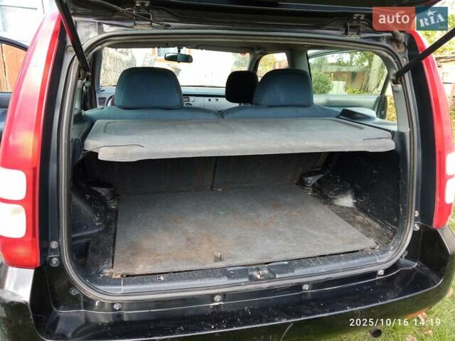 Черный Хонда ХРВ, объемом двигателя 1.6 л и пробегом 391 тыс. км за 3200 $, фото 9 на Automoto.ua
