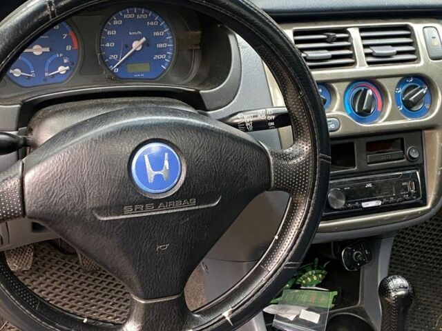 Черный Хонда ХРВ, объемом двигателя 1.6 л и пробегом 240 тыс. км за 2900 $, фото 5 на Automoto.ua