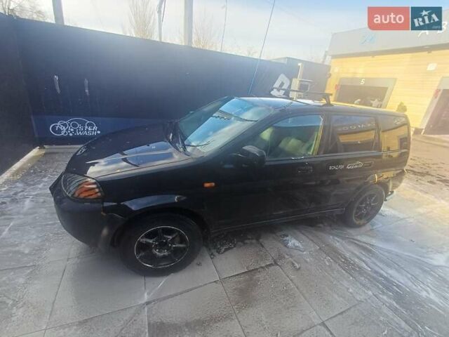 Черный Хонда ХРВ, объемом двигателя 1.6 л и пробегом 350 тыс. км за 2000 $, фото 1 на Automoto.ua