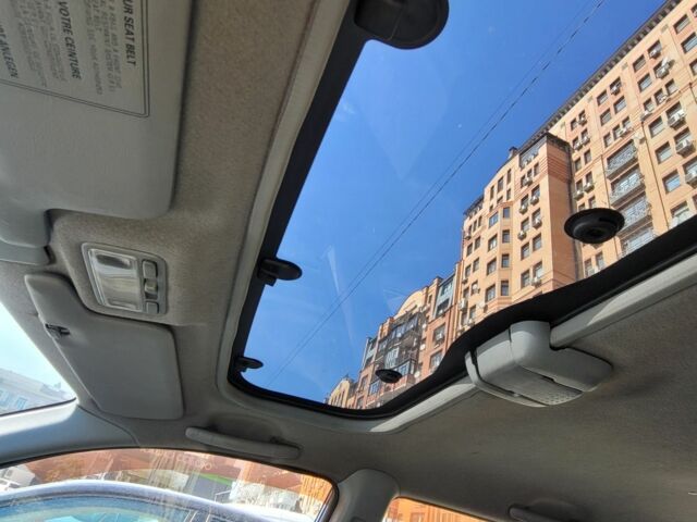 Черный Хонда ХРВ, объемом двигателя 1.6 л и пробегом 185 тыс. км за 3500 $, фото 2 на Automoto.ua