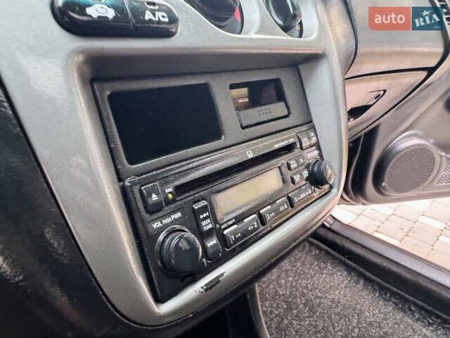 Черный Хонда ХРВ, объемом двигателя 1.6 л и пробегом 289 тыс. км за 6400 $, фото 41 на Automoto.ua