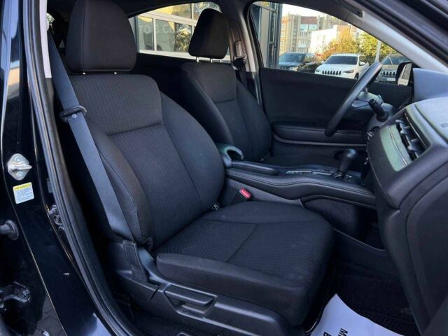 Черный Хонда ХРВ, объемом двигателя 1.8 л и пробегом 113 тыс. км за 12500 $, фото 7 на Automoto.ua